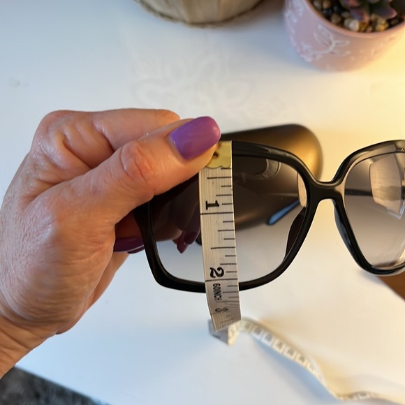 Gucci Black sunglasses - Picture 12 of 12